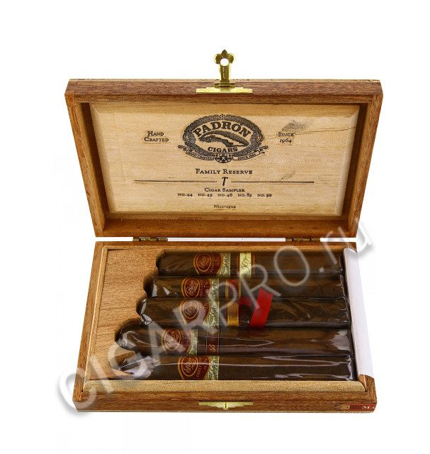 Сигары Padron Family Reserve Sampler Maduro