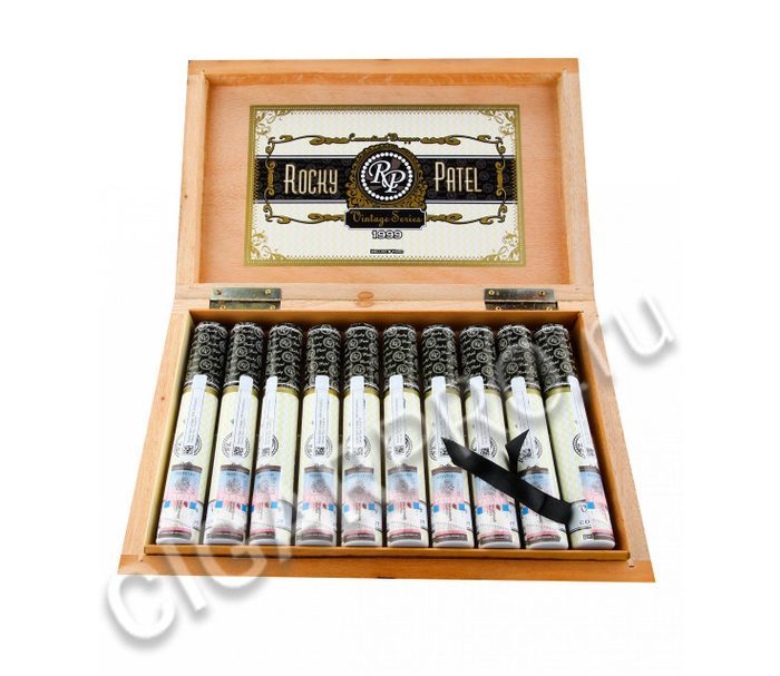 Rocky Patel Vintage 1999 De Luxe Toro Tubos