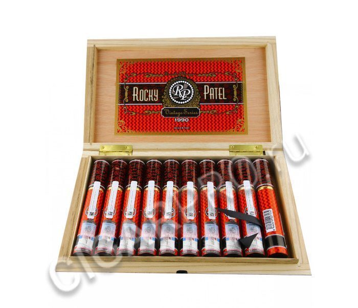 Сигары Rocky Patel Vintage 1990 De Luxe Toro Tubos