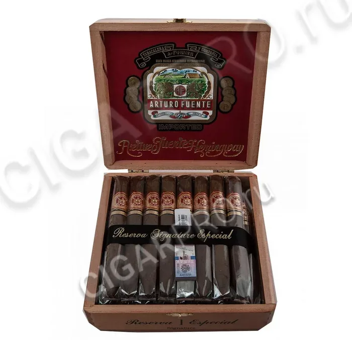 Сигары Arturo Fuente Hemingway Signature