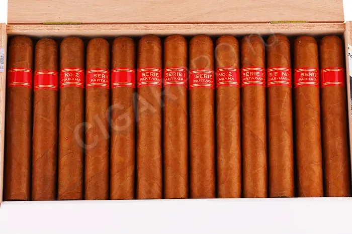 Сигары Partagas E №2