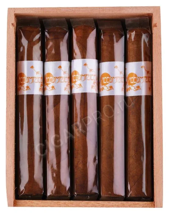 Сигары Principle Accomplice Classic White Band Robusto