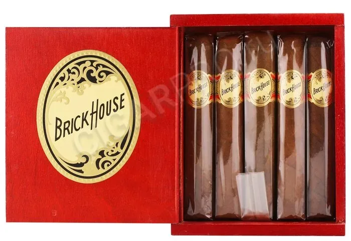 Подарочный набор сигар Brick House Natural Robusto SET 5 cigars