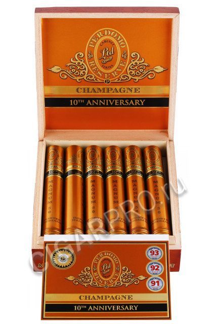 Сигары Perdomo Reserve 10 Year Anniversary Magnum 50 Tubo