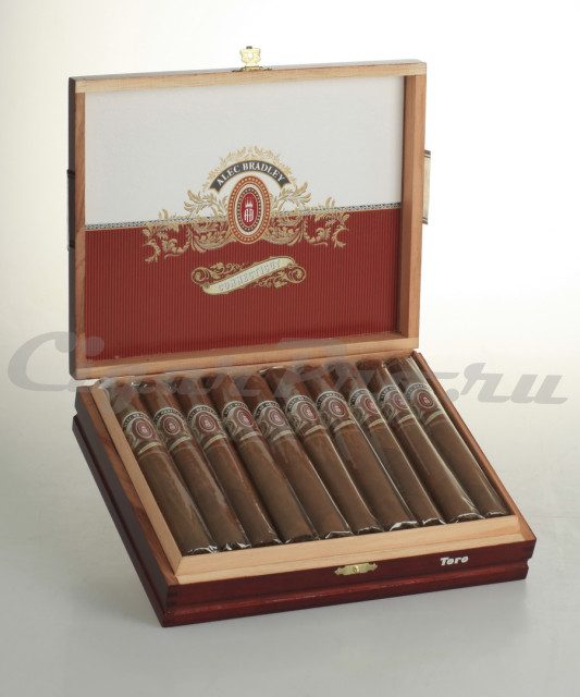 Сигары Alec Bradley Connecticut Toro