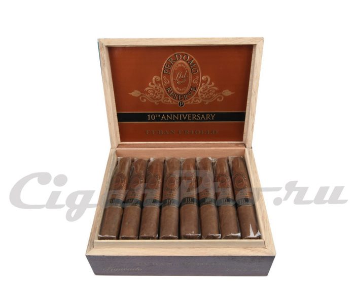 Perdomo Reserve 10th Anniversary Criollo Figurado