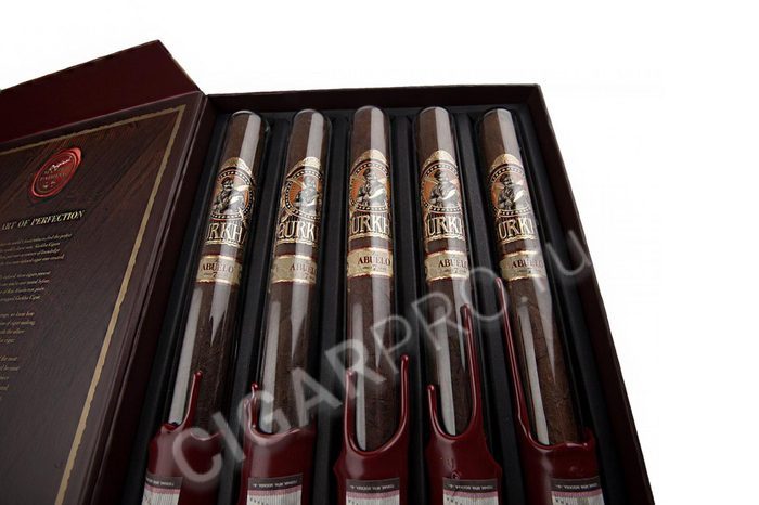 Gurkha Private Selection Churchill Rum Abuelo