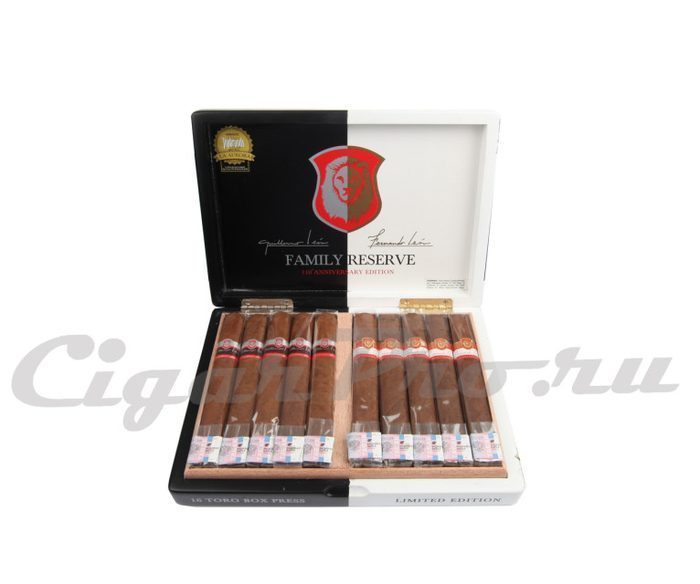 La Aurora Family Reserve 110th Anniversary Box Press Toro Limited Edition