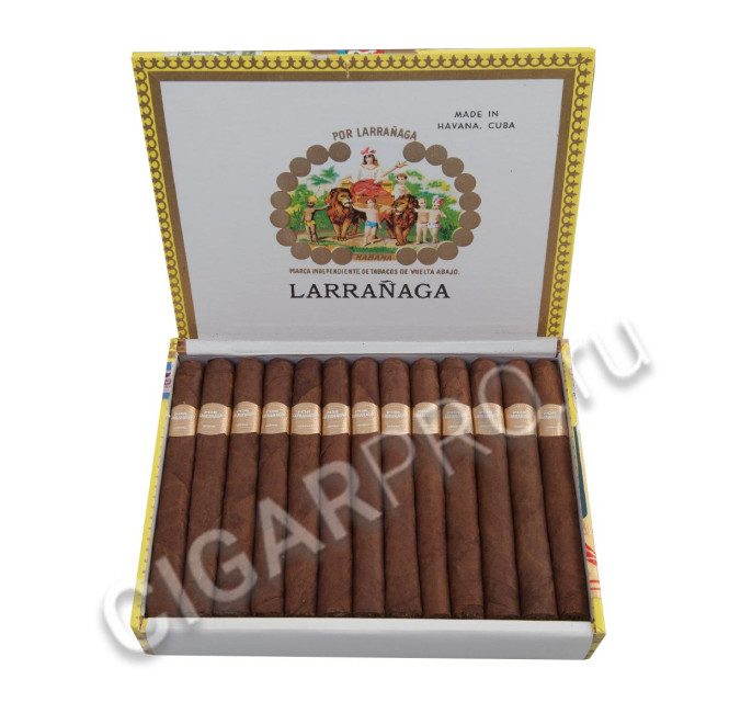 Por Larranaga Panetelas