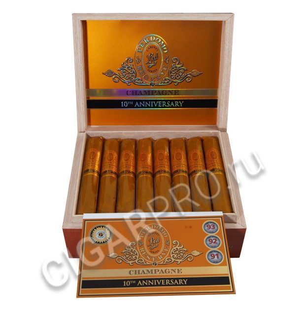 Сигары Perdomo Reserve 10th Anniversary Champagne Super Toro